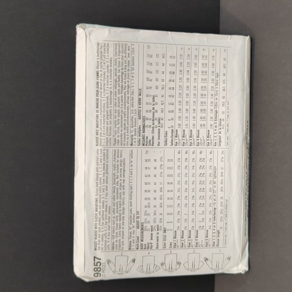 Simplicity 9857 Essentials Women's Uncut Sewing Pattern Size N5 (10-18) New - Picture 2 of 3